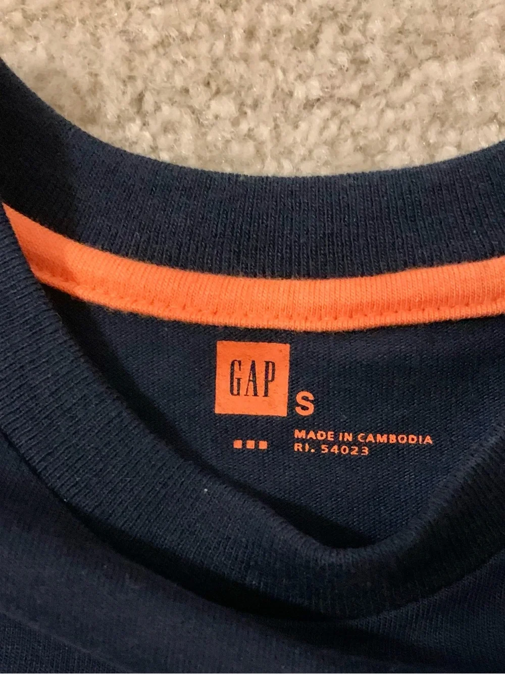 NWOT Boy’s Gap top size S (6/7)